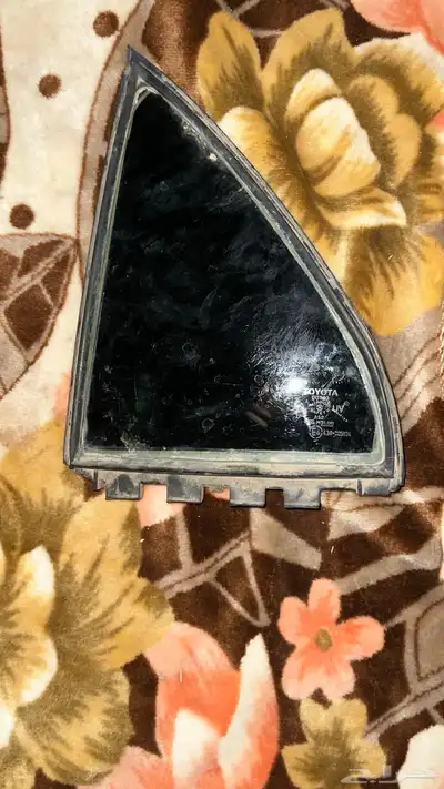 قزازة مثلث كورلا 2006 0