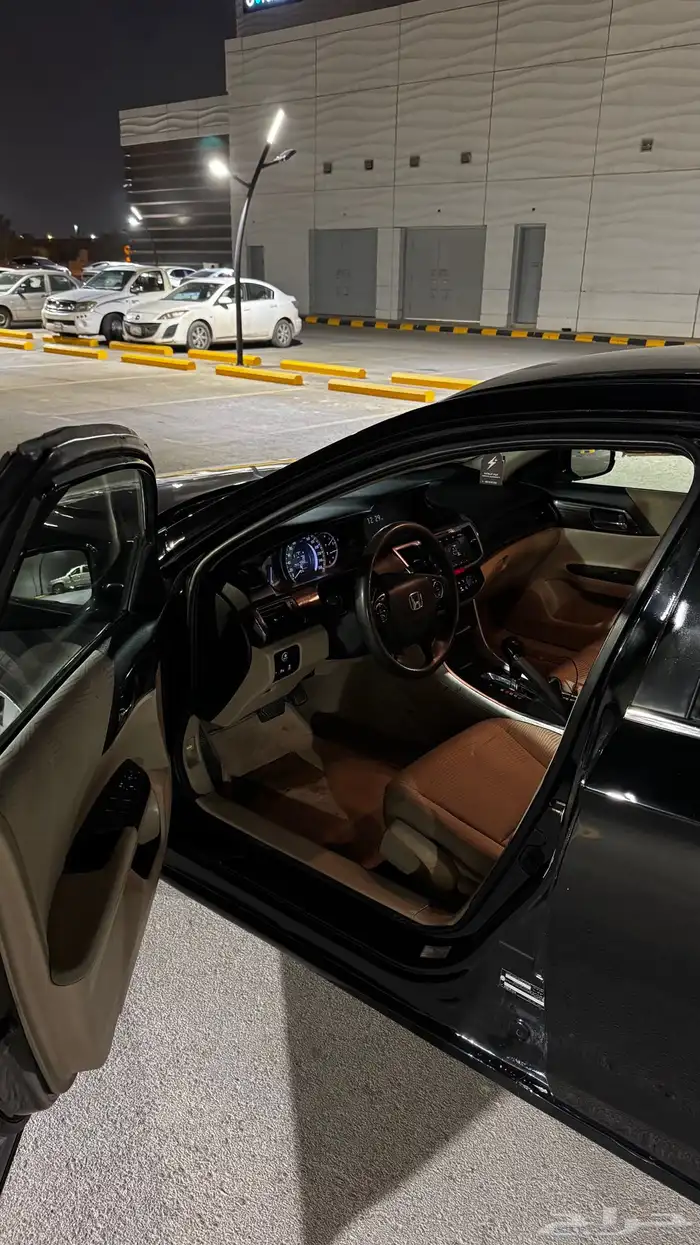 اكورد 2017 تم البيع 13