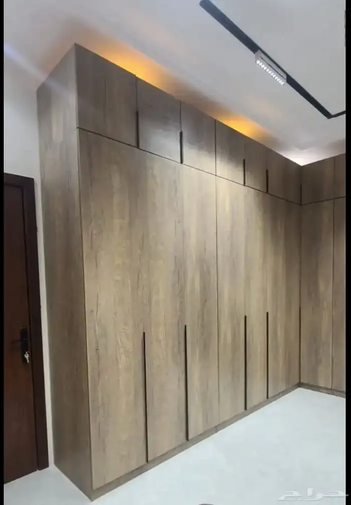 تفصيل غرف نوم و تفصيل تكرات خشبيه ودهان الواب و تنجيد 6