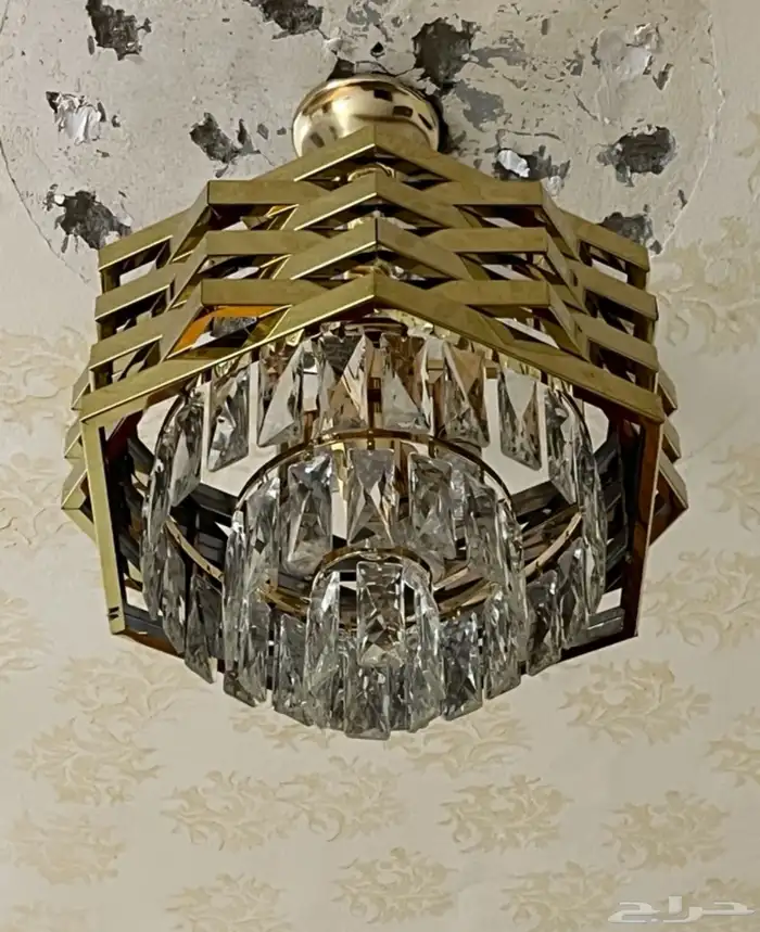 ثريات الحاله شبه جدد لهن اسبوع وقليل تشغيلهن 3