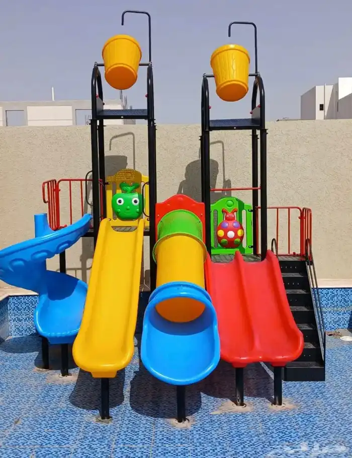 العاب مائيه وزحاليق حدائق 1