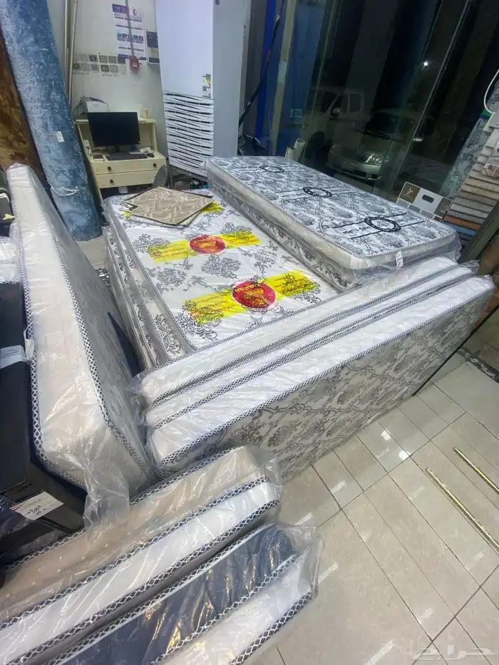 مفروشات لحف ومراتب وسجاد 5