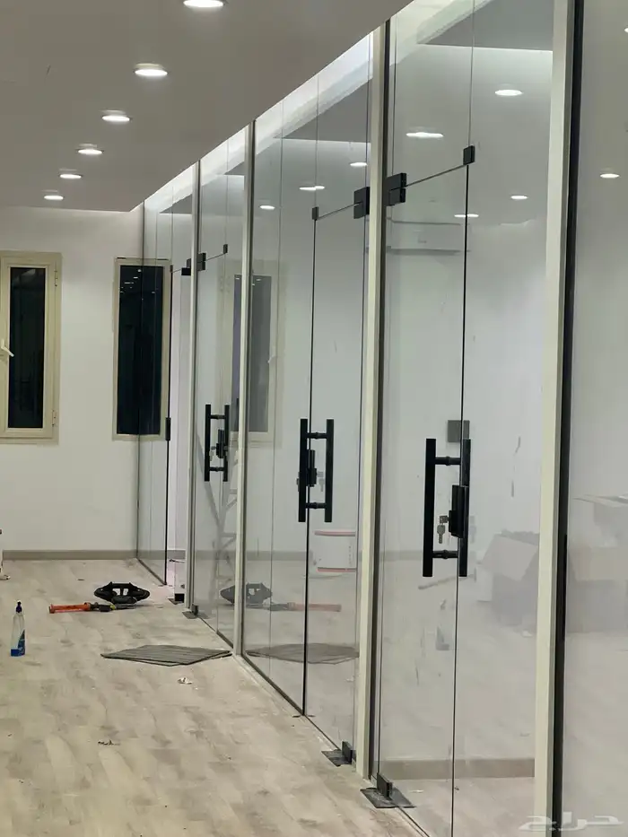 زجاج سكريت مقوام للحريق زجاج دبل جلاس استركشر 8