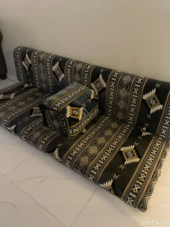 جلسه ارضيه نضيفه سبب البيع عدم الحجه شريتها ب200ابيعه 180 1