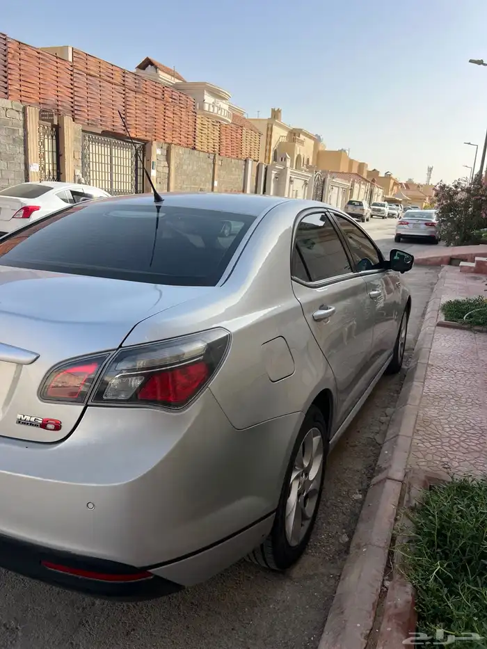 نظيف للبيع مستعجل MG6 2014 2