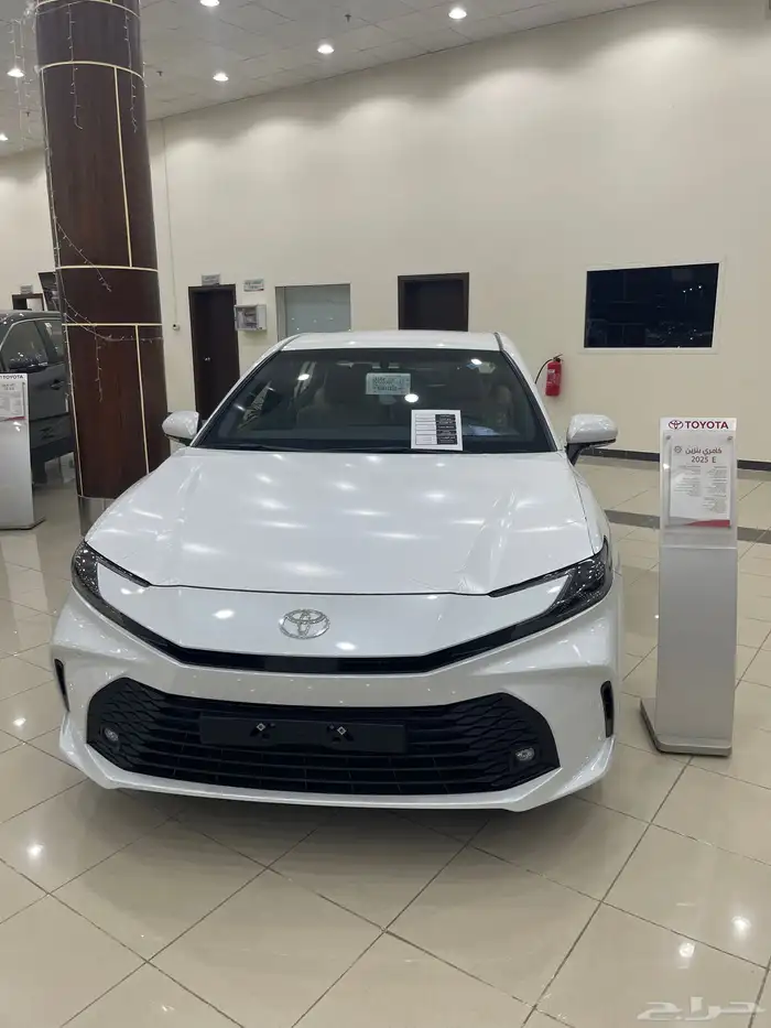 كامري ستاندر بنزين 2025 1