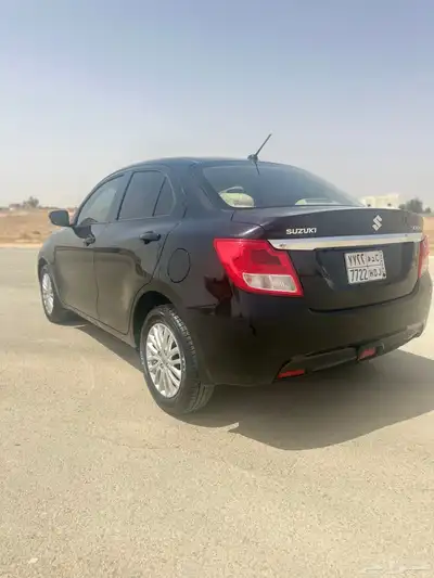 سوزوكي ديزاير 2020 اسود 3