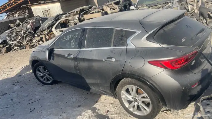 تشليح انفنتي q30 قطع غيار فقط السياره في البحرين 22
