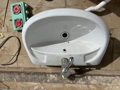 منوعات للبيع 1