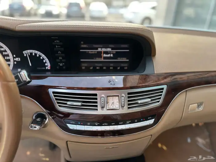 مرسيدس S 300 2013 18