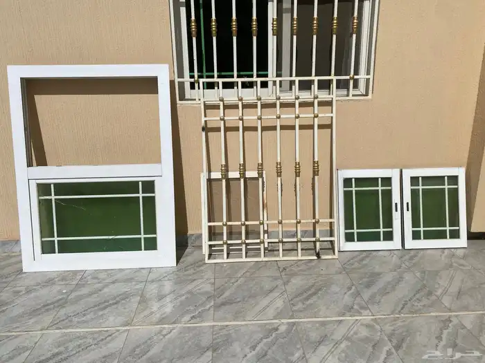 شباك بالدربزين وملحقاته عرررض خااص 0