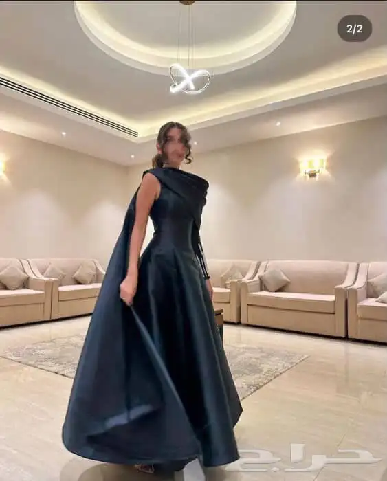 فستان للبيع شبه جديد 2