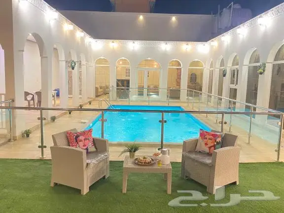 شالية جلسة ارضية مطله على مسبح . الدمام حي الفرسان 0