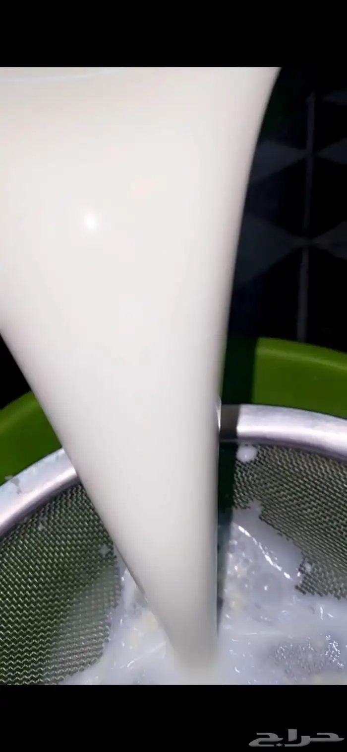 سمن بقر بلدي صافي. حياكم الله جميع. يوجد زبده بقر صافي 4