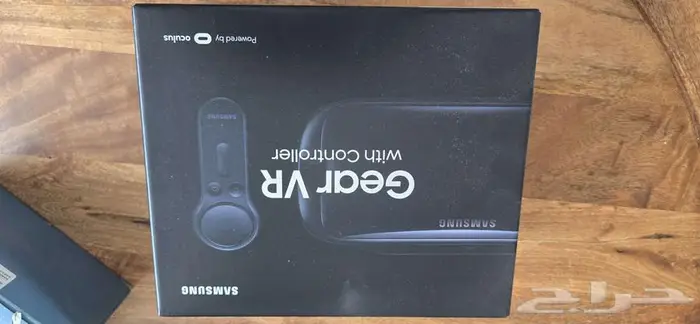 نظارة سامسونج gear vr والنظارة الثانية مع ريموت 8