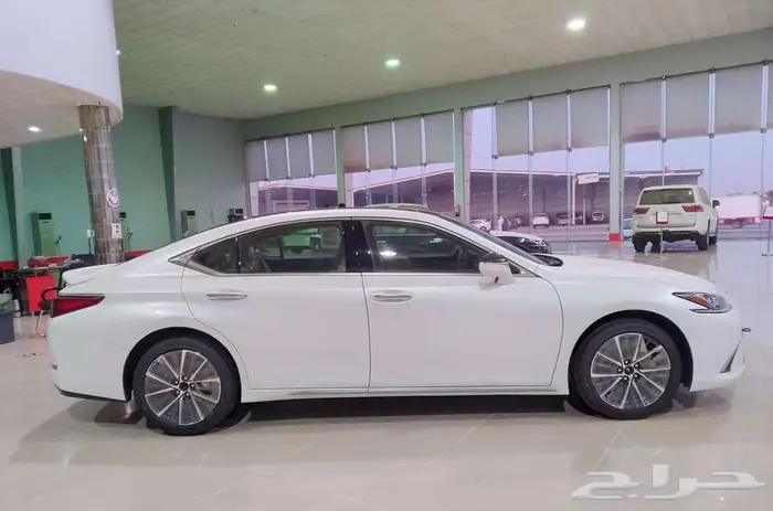 وارد اليحيى لكزس 3.5 لتر بنزين CCES350بانورما جلد جملي 2025 3