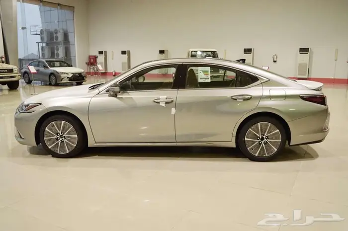 وارد اليحيى لكزس 3.5 لتر بنزين CCES350بانورما جلد جملي 2025 11