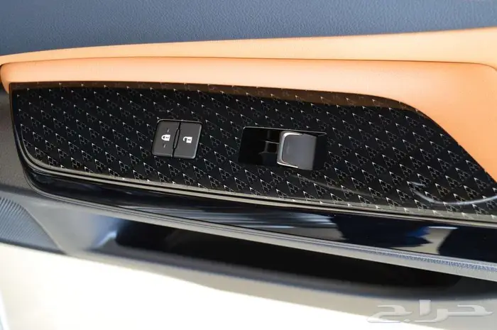 وارد اليحيى لكزس 3.5 لتر بنزين CCES350بانورما جلد جملي 2025 21