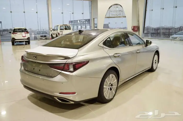 وارد اليحيى لكزس 3.5 لتر بنزين CCES350بانورما جلد جملي 2025 14