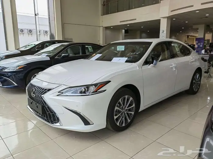 ليكزس ES 250 AA بنزين موديل 2025 2