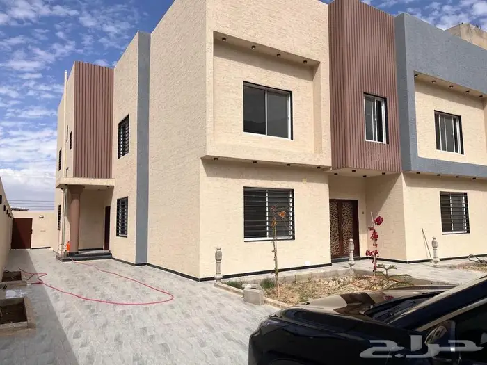 فيلا للايجار السنوي او الصيفي شهر 12 1 2 1