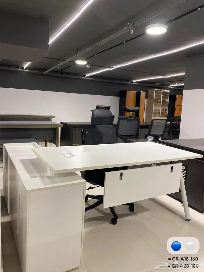 office furniture جديد مكاتب كراسي طاوله اجتماعات و مكتب طقم 47