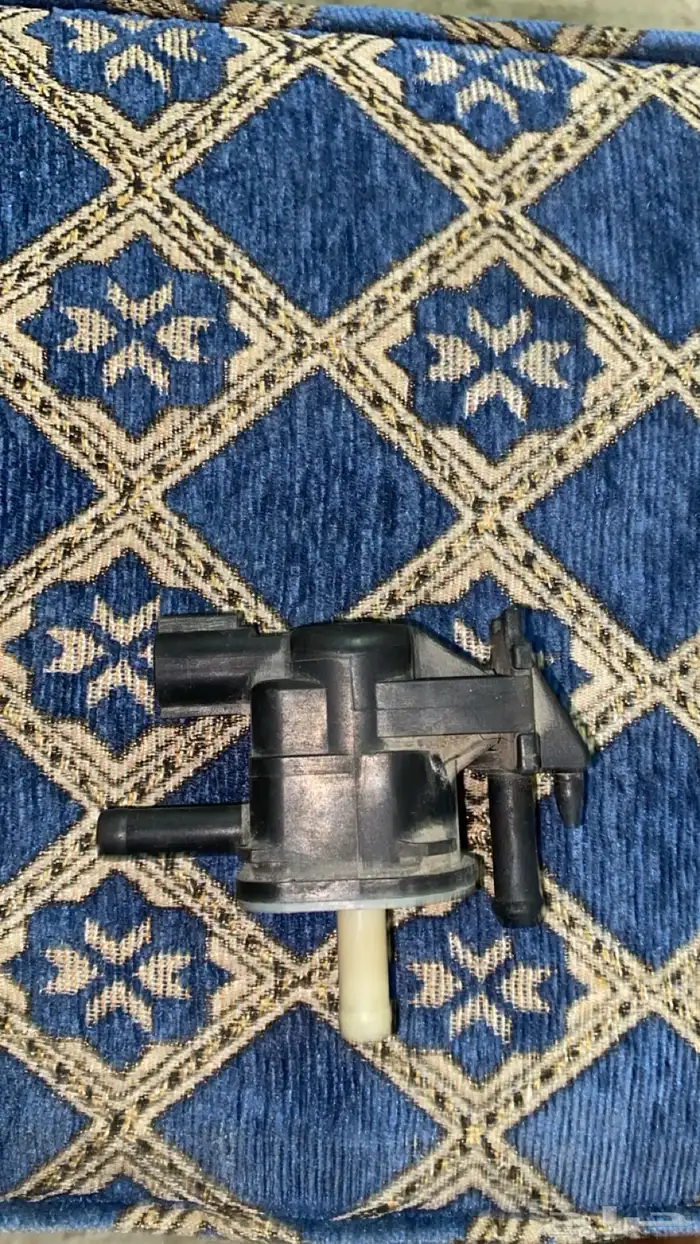 قطع لاغلب السيارات يارس كامري اكسنت 430 باسعار طيبه 1
