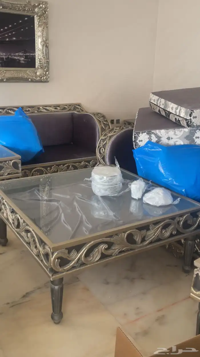 طقم كنب ملكي لمساحات كبيره استعمال جديد 6