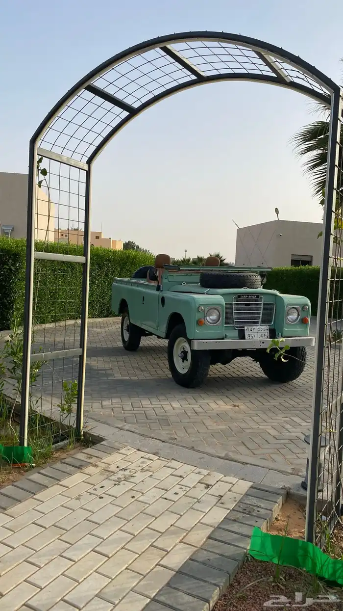 ديفندر سيريس 3 م1978 9
