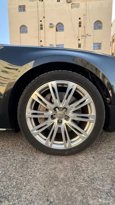 اودي a8 2012 في اي بي للبيع 18