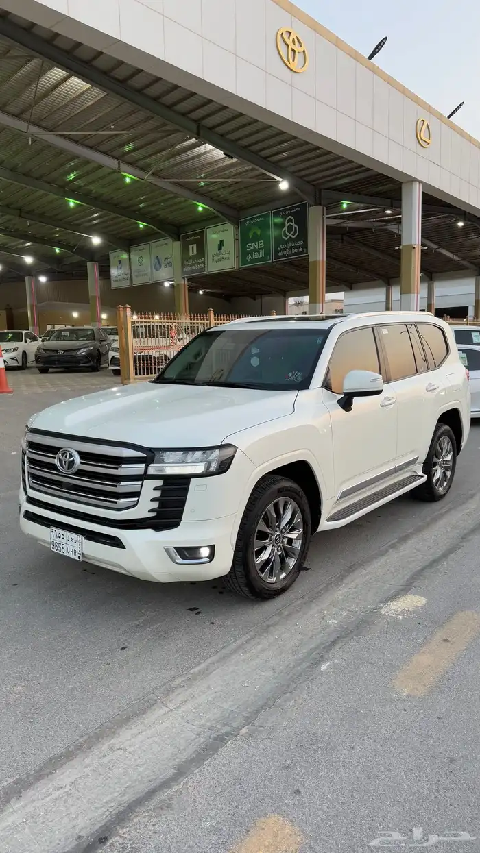 جكسار 2023 بنزين L4 سعودي وكاله ( تم البييع ) 4