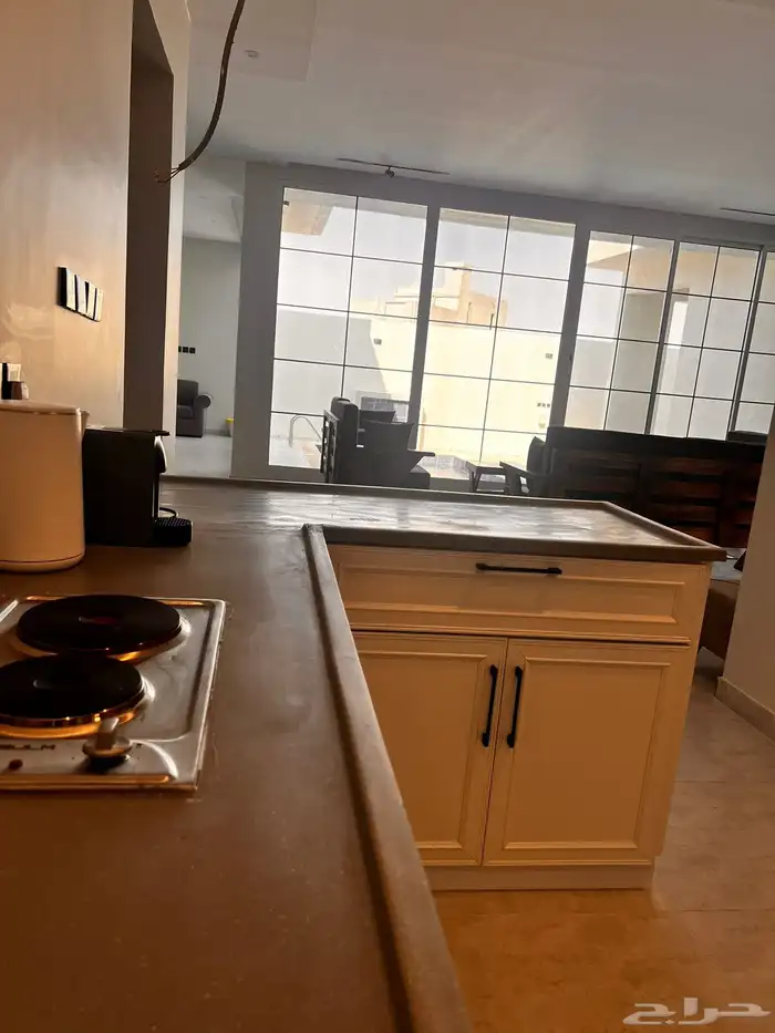 استراحة للايجار اليومي مع مسبح عرض خاص 12