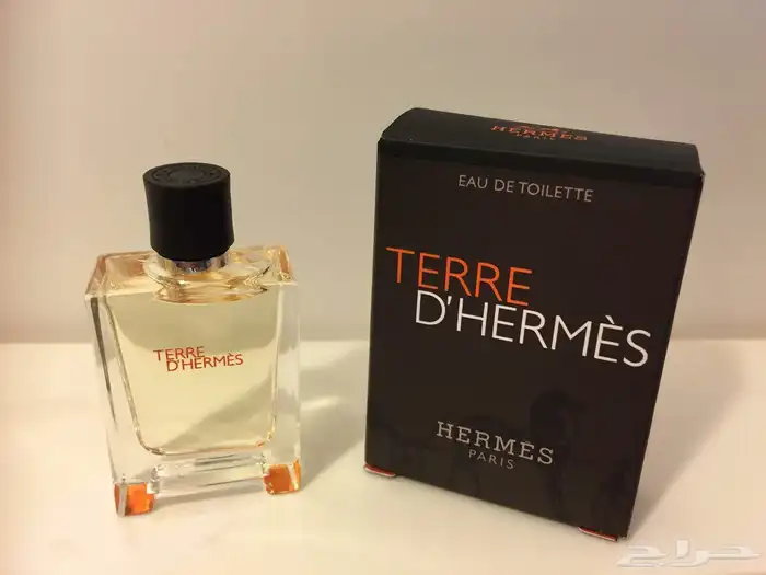 عطور اصلية جميع الماركات بسعر الجمله 19