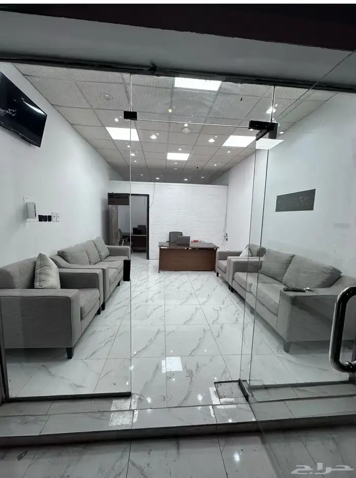 مؤسسةللبيع خدمات لوجستيه وسيط شحن مكتمل التراخيص ومكتب جهاز 1