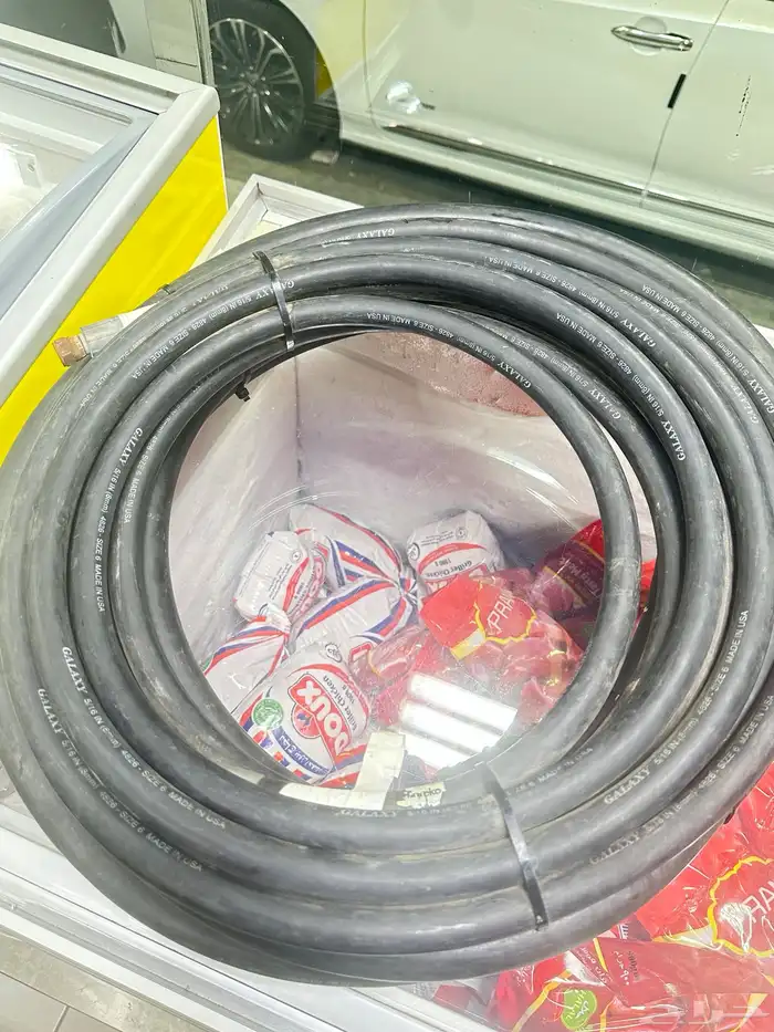 Used Hydraulic Hoses for Sale 7