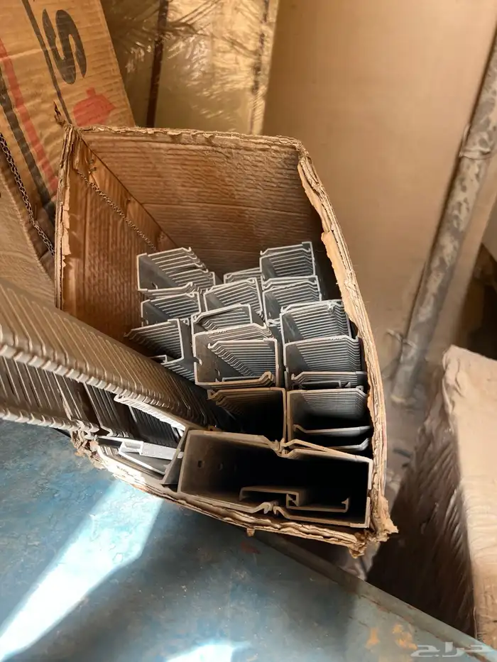 مجرى كيابل بلاستك للوحات كهرب 3