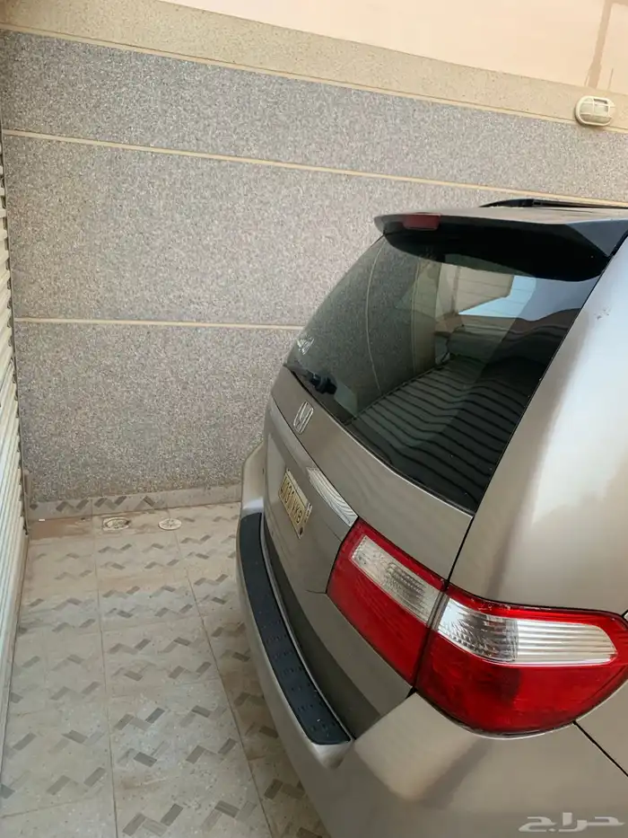للبيع سيارة اديسى هوندا 13