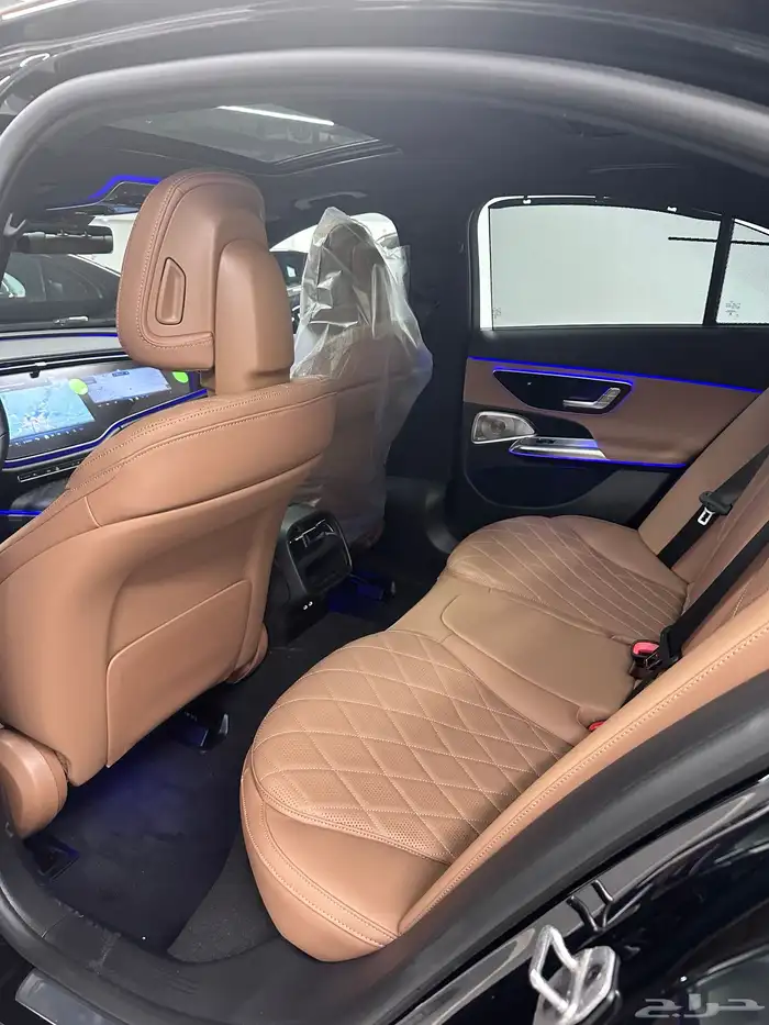 2025 Mercedes E450 4MATIC فل كامل 18