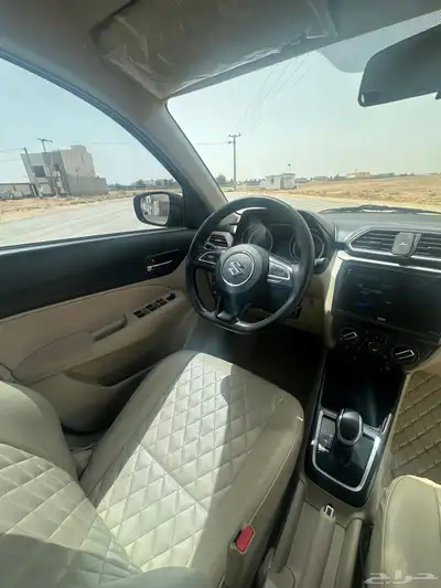 سوزوكي ديزاير 2020 اسود 7