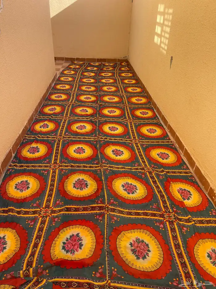 مدات عراقيه يدويه واقمشة فرش قديمه 0
