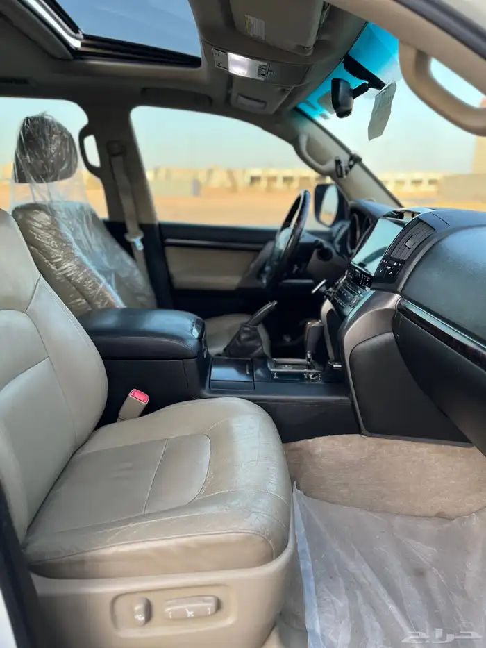 ( تم البيع ) VX-R 2010 فل كامل 35