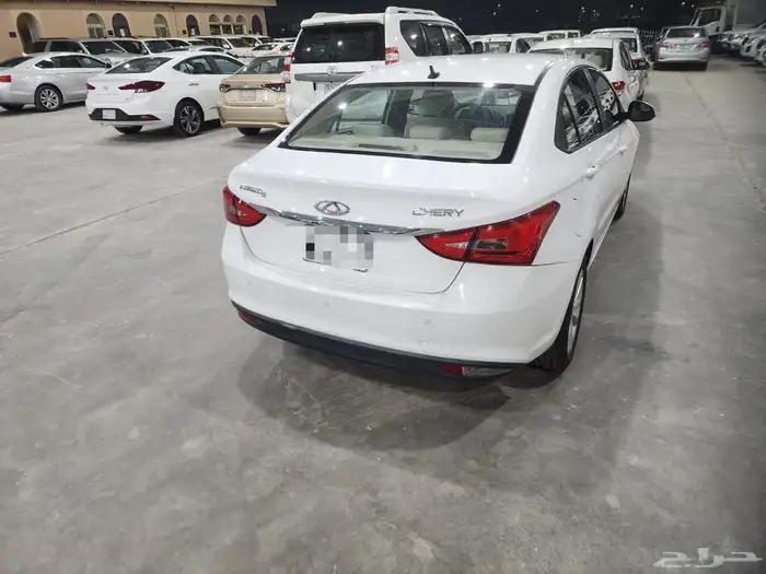 - هيونداي i10 موديل 2023 2