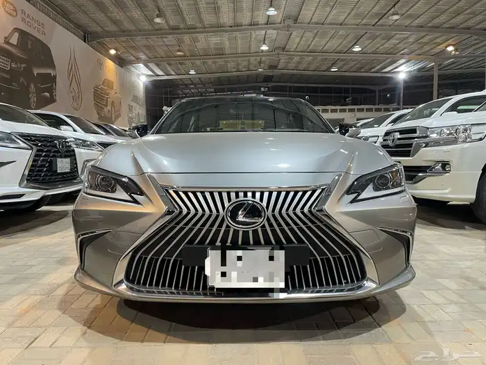 لكزس ES350 2021 0