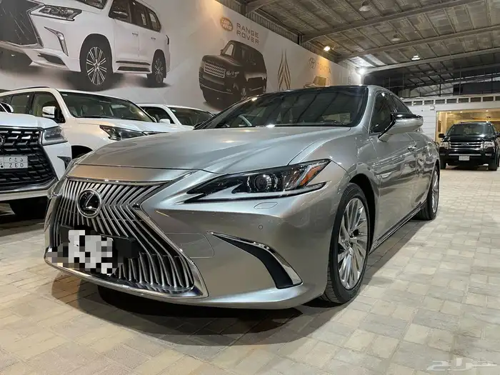 لكزس ES350 2021 1