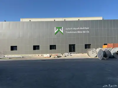 تركيب وجهات كلادينج واعمال حديد وحروف بارزة 3