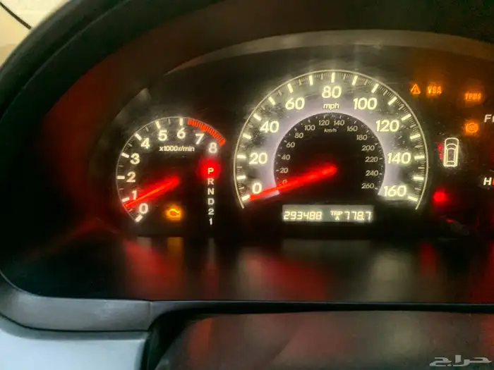 للبيع سيارة اديسى هوندا 9
