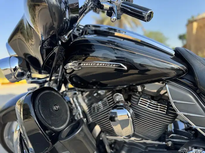 هارلي ستريت جلايد 2012 CVO HD Street glide 6