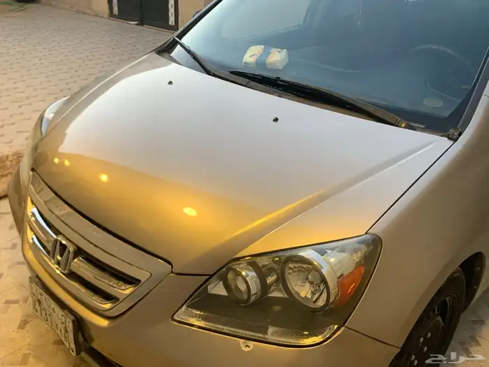 للبيع سيارة اديسى هوندا 1