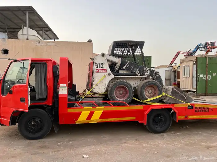 سطحة شرق الرياض   نقل سيارات ومعدات 1