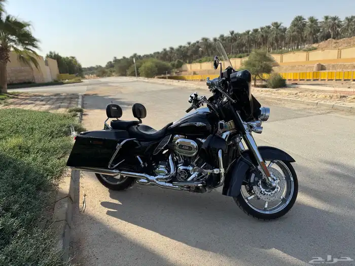 هارلي ستريت جلايد 2012 CVO HD Street glide 11